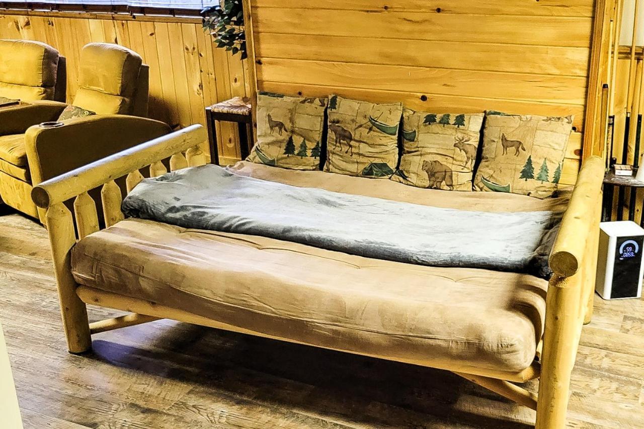 Modern Rustic Countryside Downstairs Guesthouse セバービル エクステリア 写真